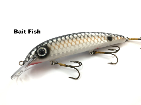Boss Shad 8" Boss Minnow (wood)