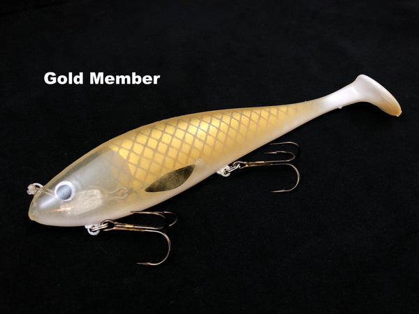 Musky Innovations Regular Swimmin' Dawg - Gold Member